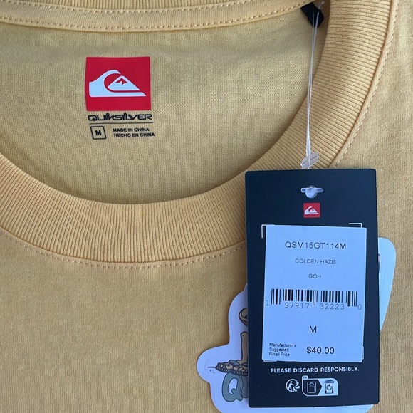 NWT Quiksilver Siesta Surf Tshirt with Sticker - Picture 3 of 9